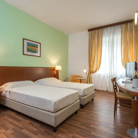 Europa 4* Rende