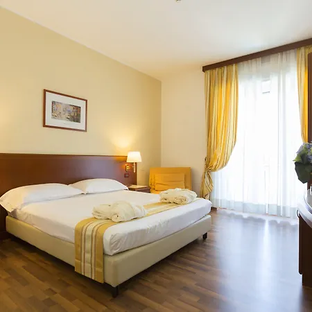 Europa Hotell Rende